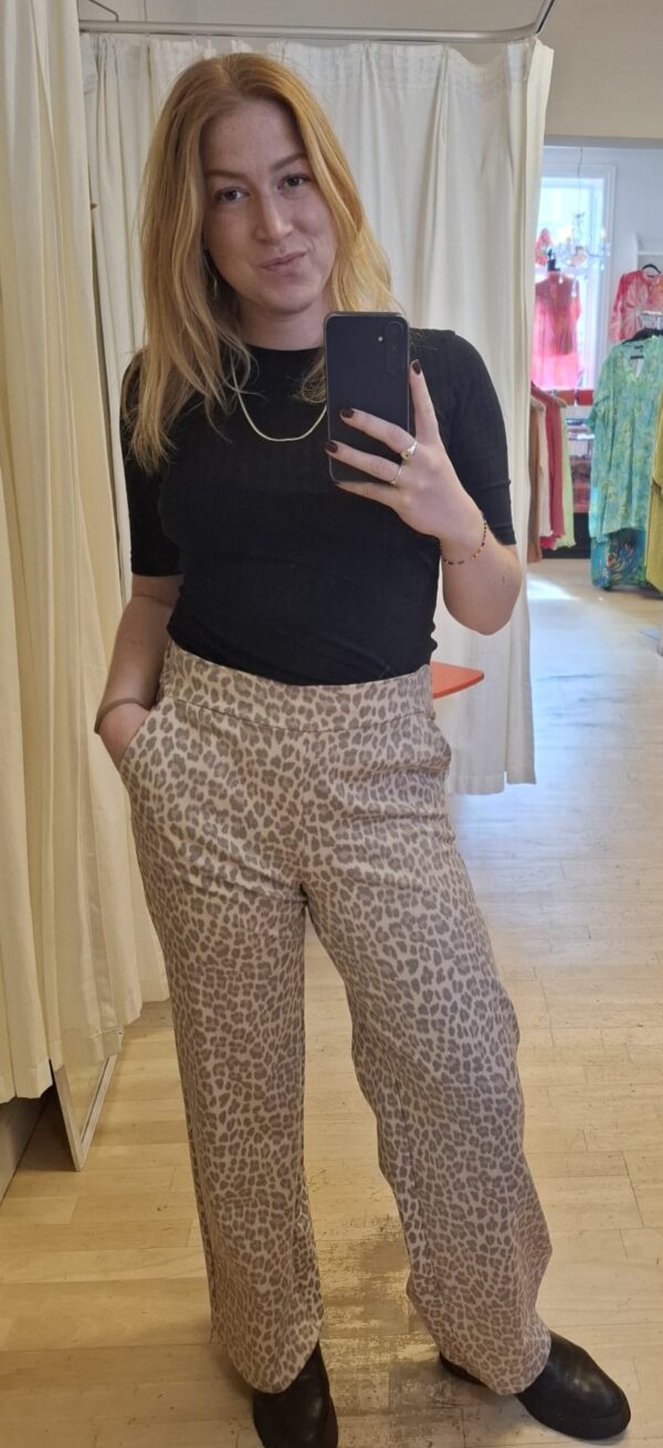 AmazeCph bukser i Leoprint