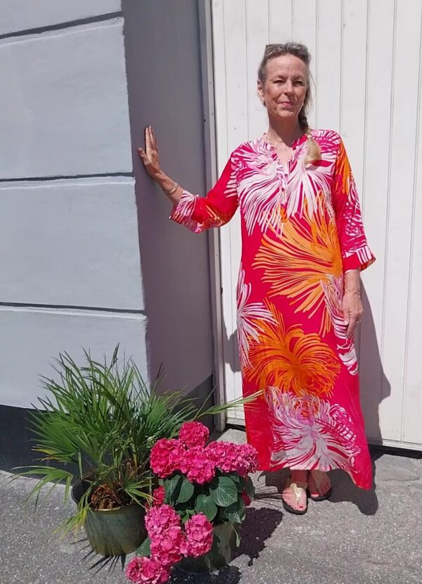 PeaceHeartJoy silkekjolen Michelle maxi dress Coral