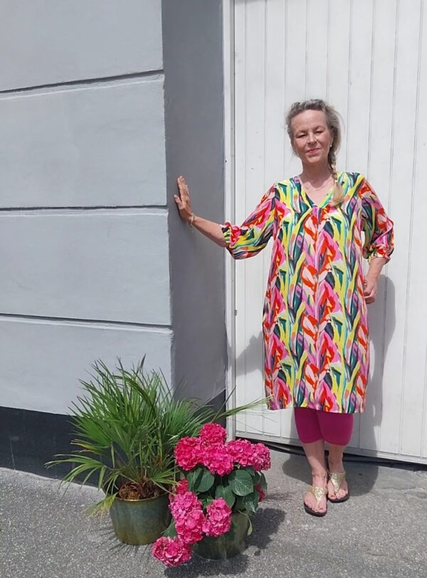 PeaceHeartJoy silkekjolen Dora Floral
