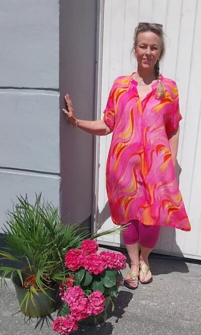 PeaceHeartJoy silkekjolen Felicity dress Flowing XL